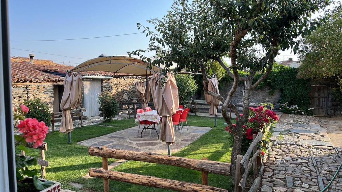 Villa 'Mi Casita' Tipica, Tranquila Y Acogedora à Montejo  Extérieur photo